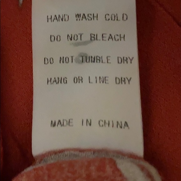 Romper in Floral Print - Picture 7 of 7